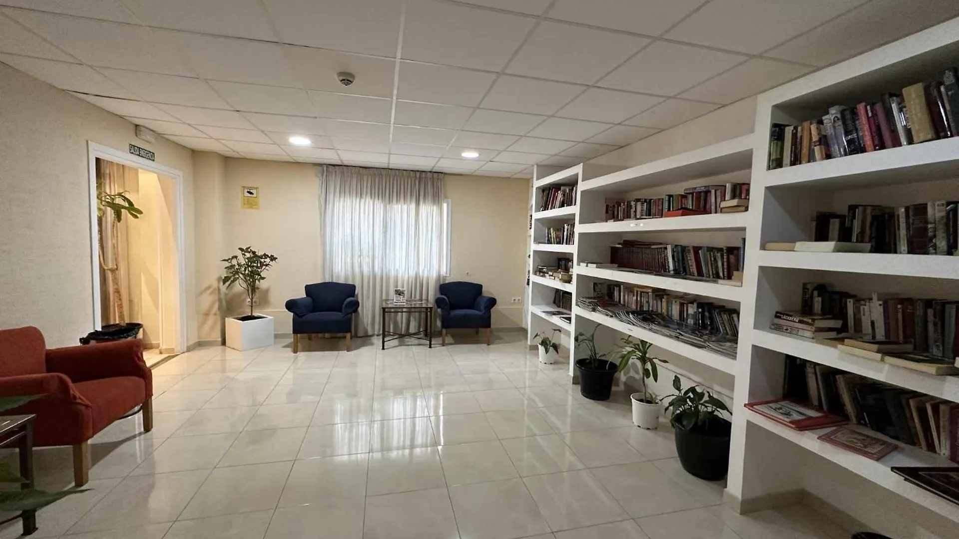 Estudio Pyr Privado Frente Al Puerto De Fuengirola 0*,  Hiszpania