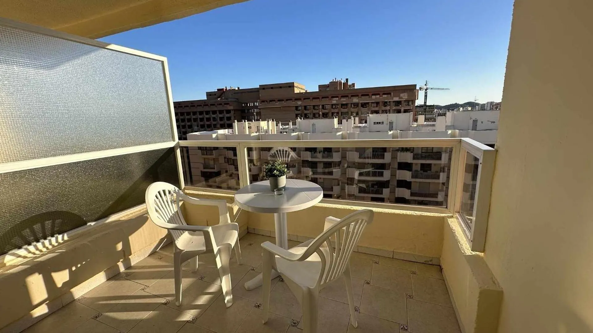 Estudio Pyr Privado Frente Al Puerto De Fuengirola Apartament